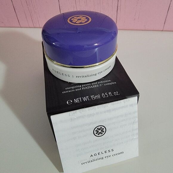 Tatcha Ageless Revitalizing Eye Cream Full Size NEW in Box - Picture 6 of 12